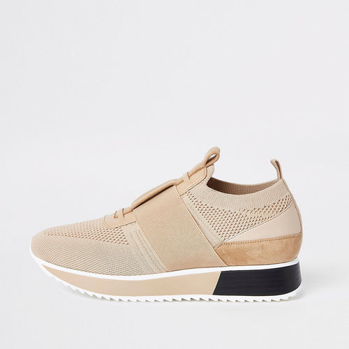 Beige knitted elastic runner shoes