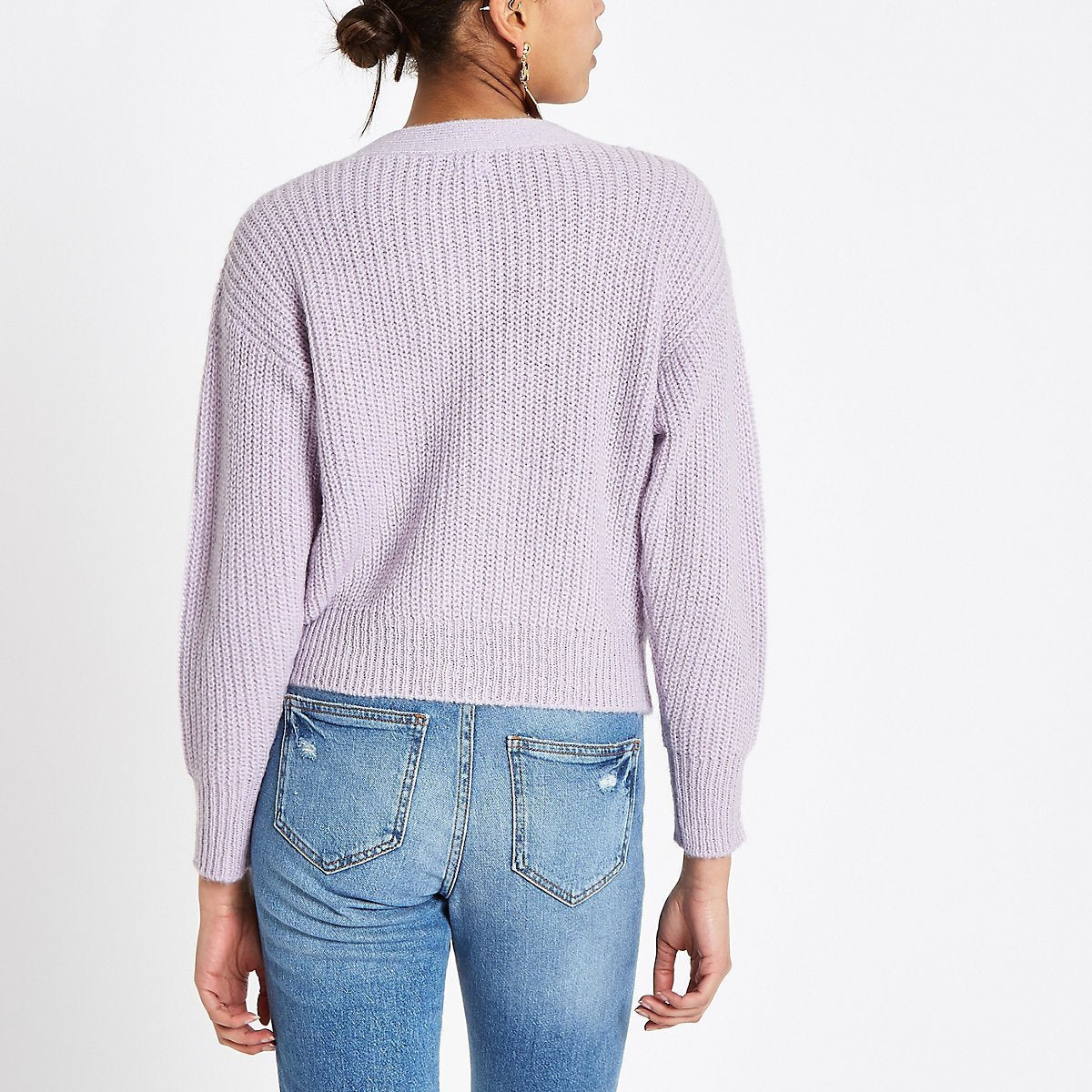 A Lilac horn button knit cardigan