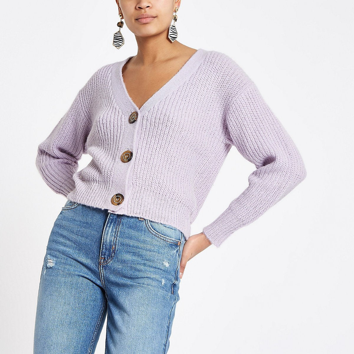 A Lilac horn button knit cardigan