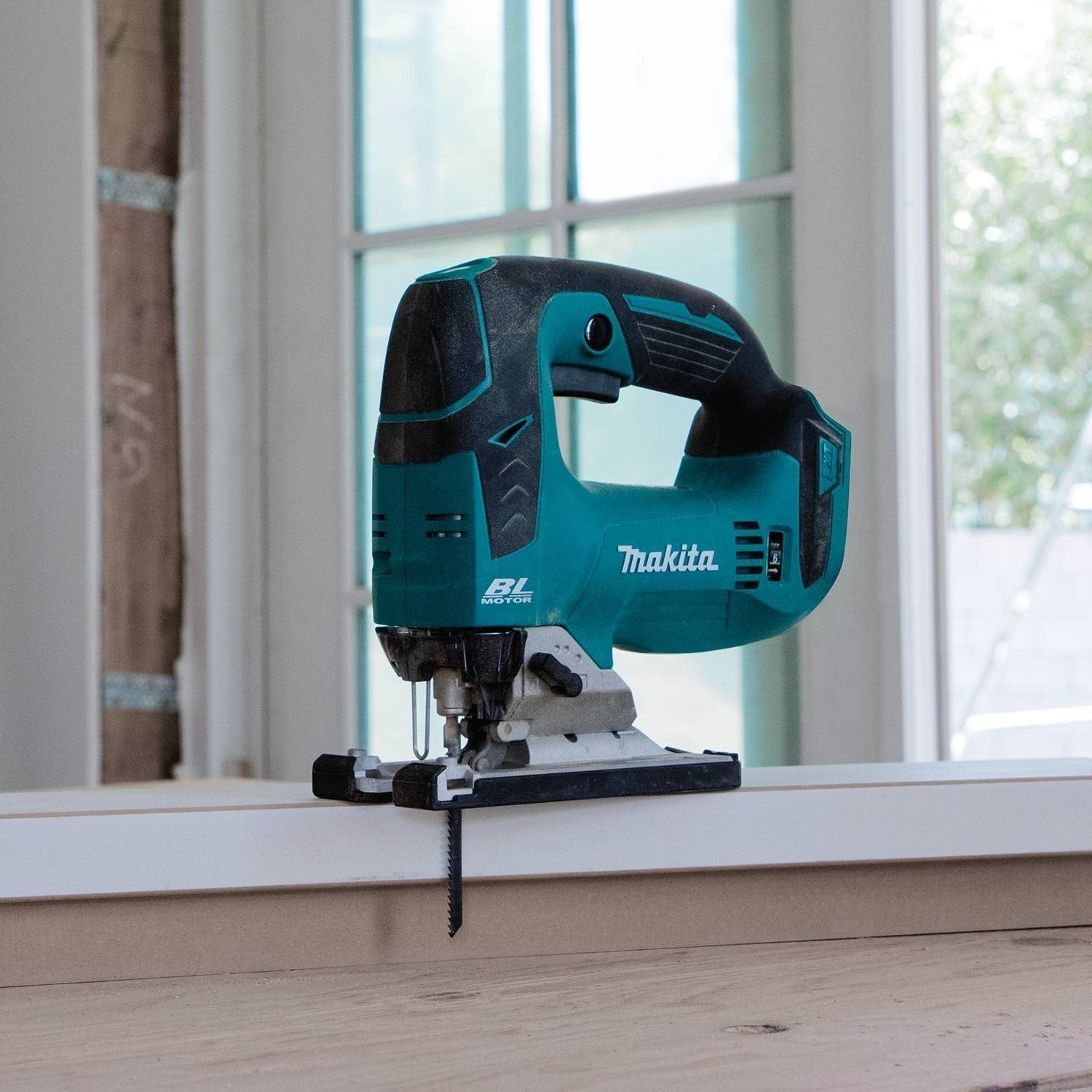 Makita XVJ02Z